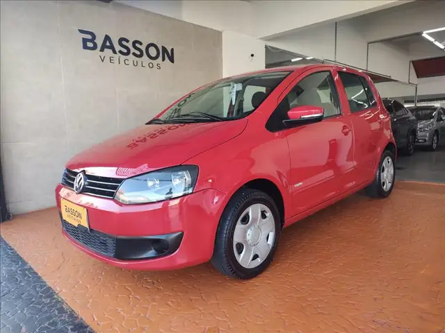 Carro Volkswagen Fox 2011 1.0 8V (Flex) 4p