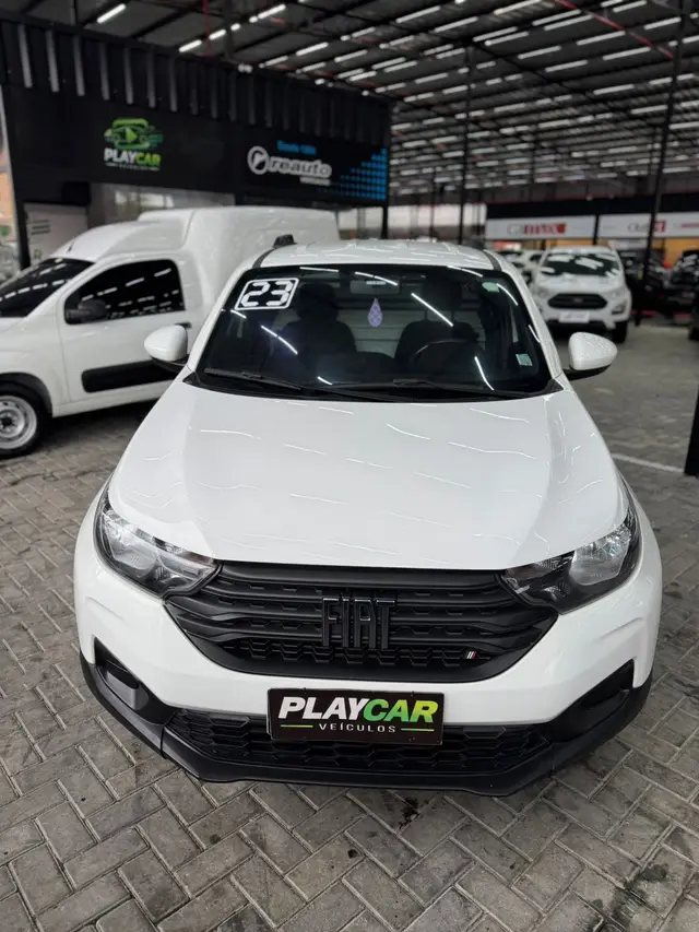 Carro Fiat Strada 2023 Endurance 1.4 Cabine Plus (Flex)