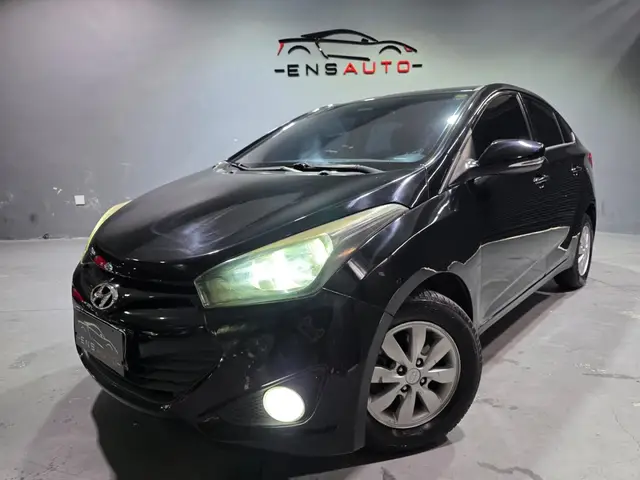 Carro Hyundai HB20S 2014 1.0 Comfort Plus (Flex)