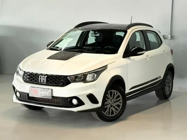 Carro Fiat Argo 2022 Trekking 1.3 (Flex)