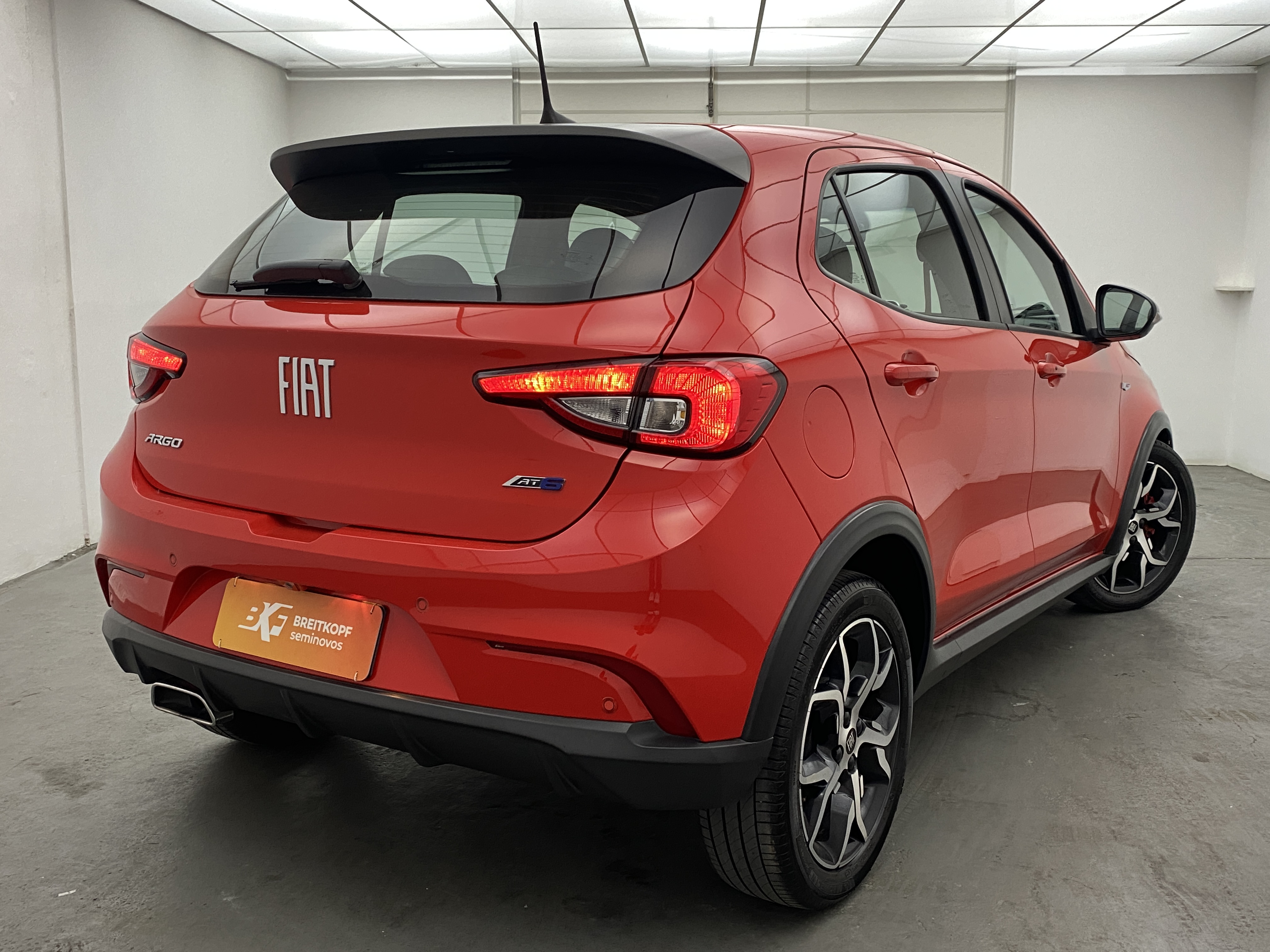 fiat argo hgt 1.8 e.torq at6 (flex)