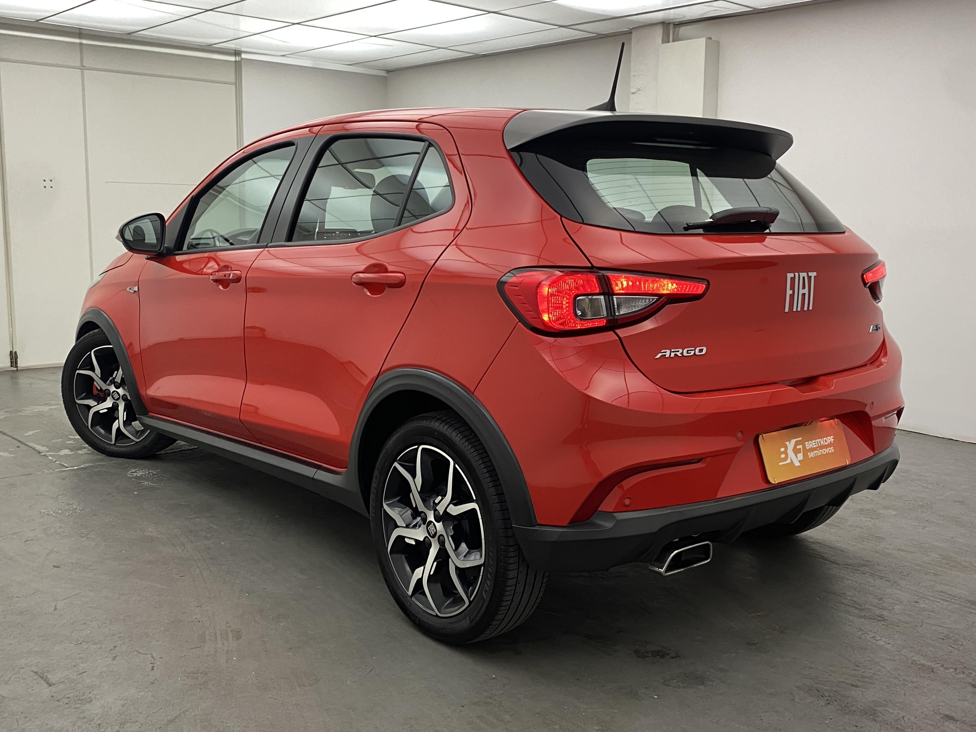 fiat argo hgt 1.8 e.torq at6 (flex)