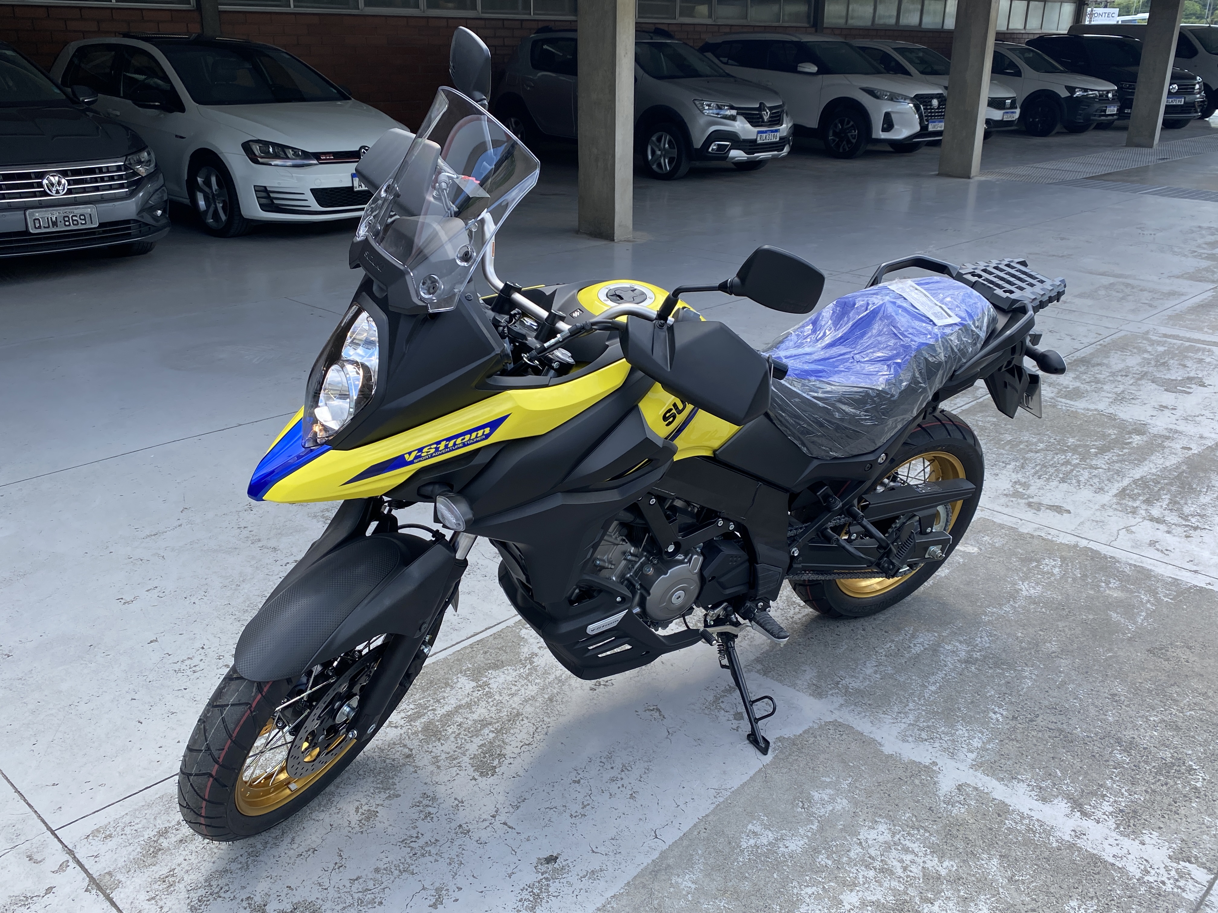 suzuki v-strom 650 xt