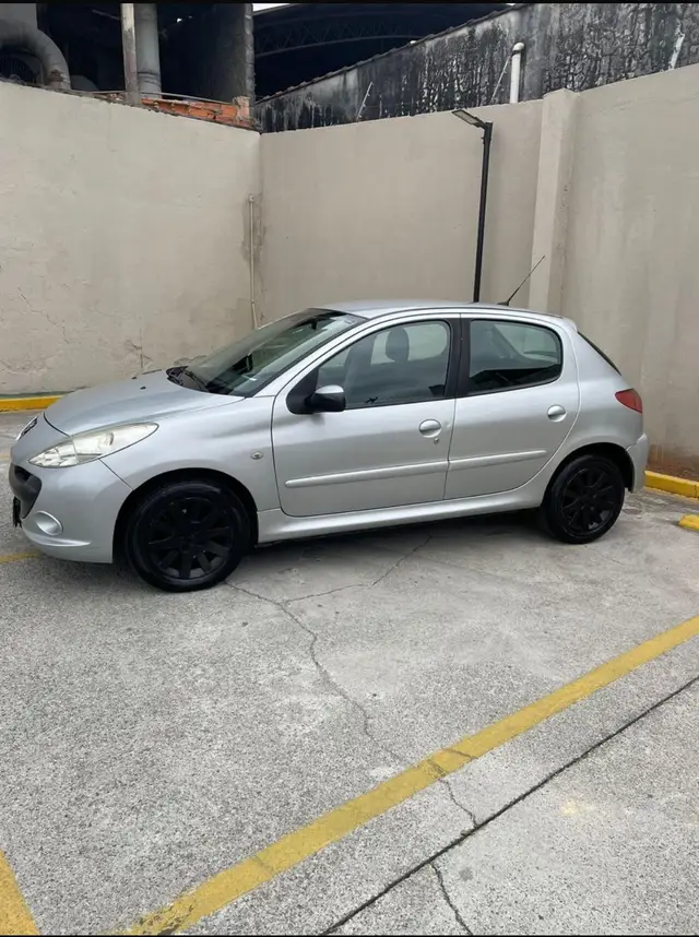 Carro Peugeot 207 2010 Hatch XS 1.6 16V (flex) (aut)