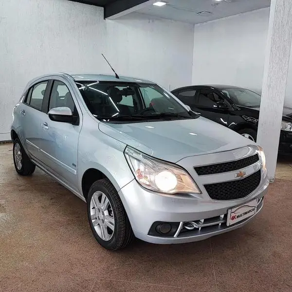 Carro Chevrolet Agile 2011 LTZ 1.4 8V (Flex)