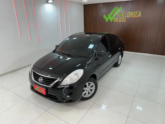 Carro Nissan Versa 2014 1.6 16V SL (Flex)