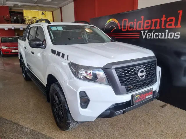 Carro Nissan Frontier 2024 Attack 2.3 Turbo 4x4