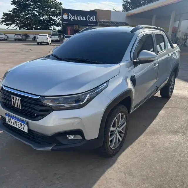 Carro Fiat Strada 2024 Volcano 1.3 Cabine Dupla
