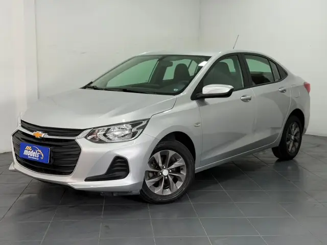 Carro Chevrolet Onix Plus 2023 LT 1.0