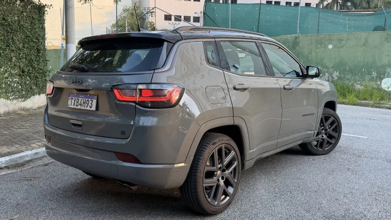 Jeep Compass: por que o SUV médio é líder desde que nasceu?