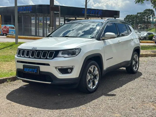 Carro Jeep Compass 2018 2.0 Limited (Aut) (Flex)
