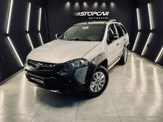 Carro Fiat Palio Weekend 2014 Week. Adv. Dualogic 1.8 Flex