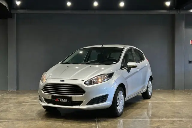 Carro Ford Fiesta Hatch 2017 SEL 1.6 16V Flex Mec. 5p - G
