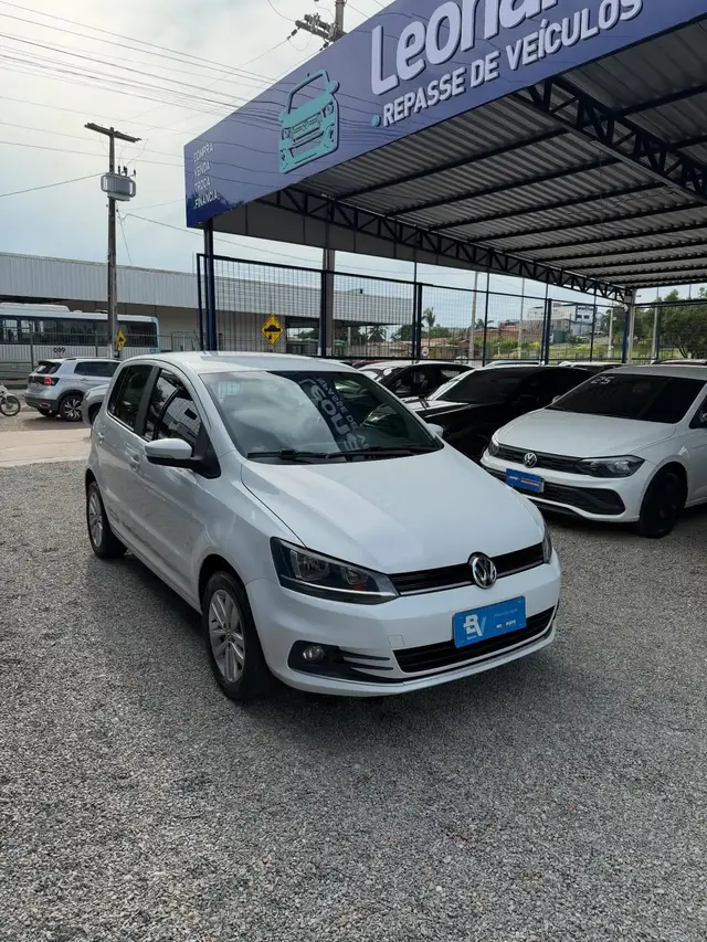 Carro Volkswagen Fox 2022 1.6 MSI Connect (Flex)
