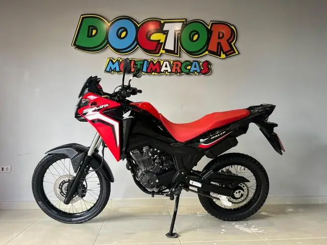 Moto Honda XRE Sahara 300 2025 Rally