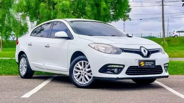 Carro Renault Fluence 2015 2.0 16V Dynamique (Flex)