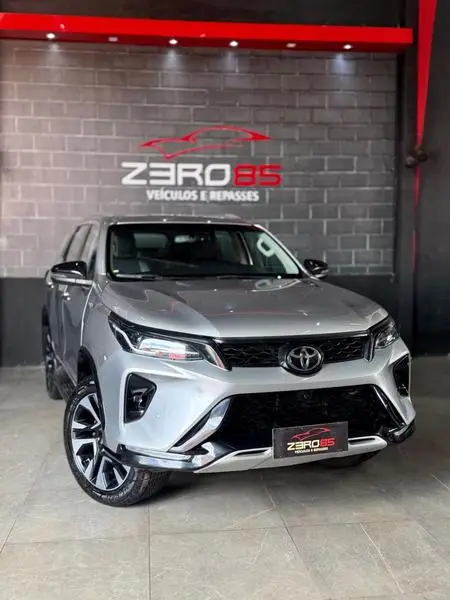 Carro Toyota SW4 2018 2.8 TDI SRX 7L 4x4 (Aut)