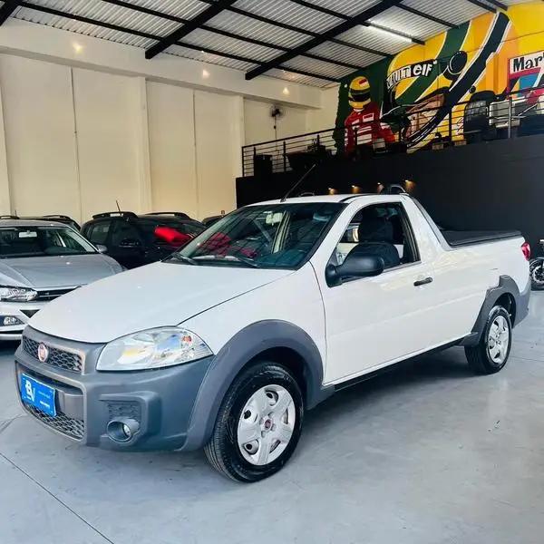 Carro Fiat Strada 2016 Working 1.4 (Flex)