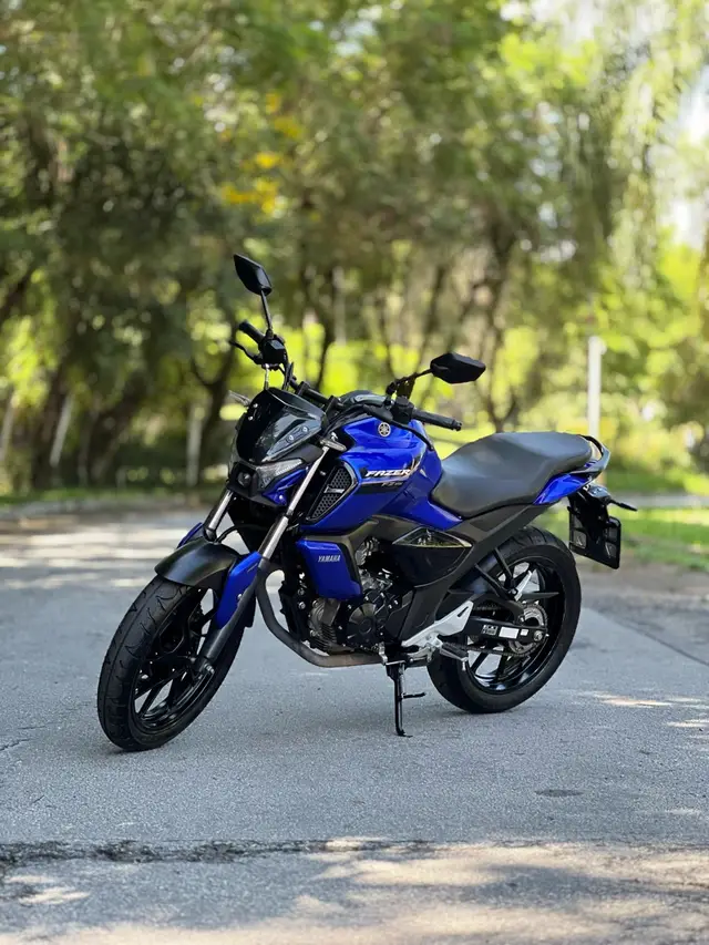 Moto Yamaha YS 150 Fazer 2023 ED
