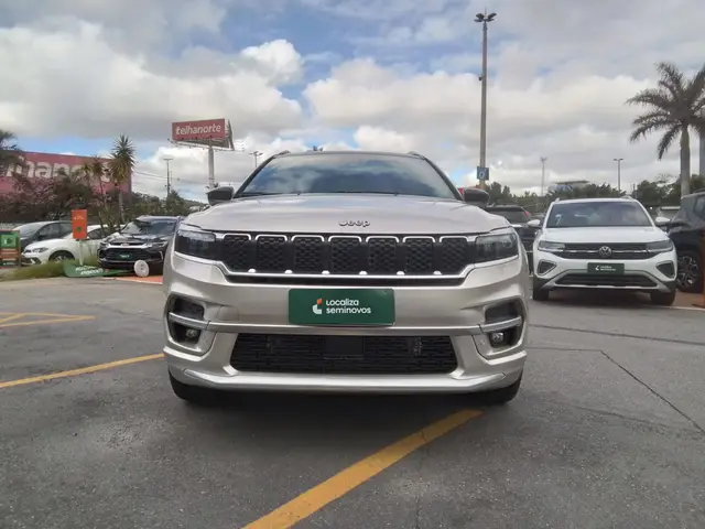 Carro Jeep Commander 2025 Overland 1.3 T270