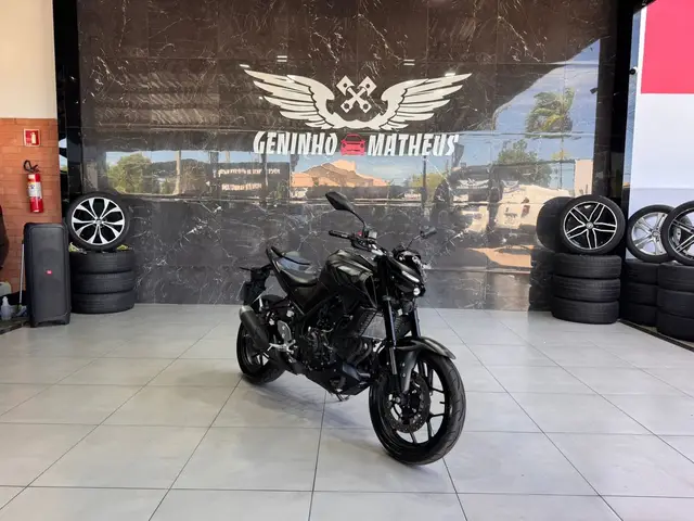 Moto Yamaha MT-03 2025 ABS