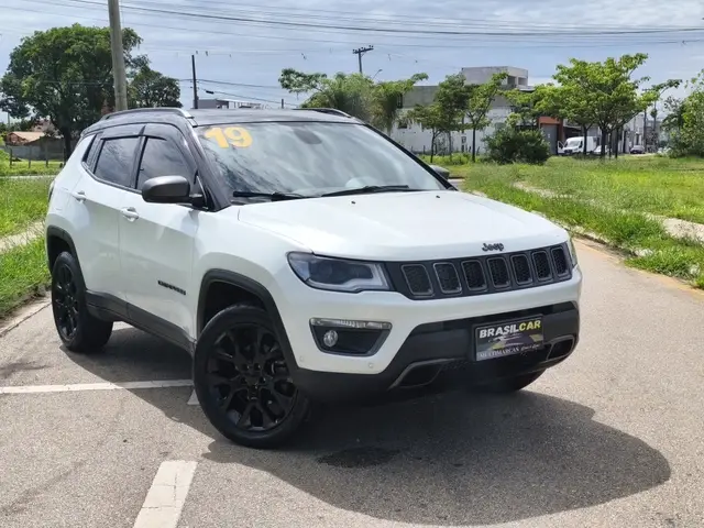 Carro Jeep Compass 2019 2.0 Limited (Aut) (Flex)