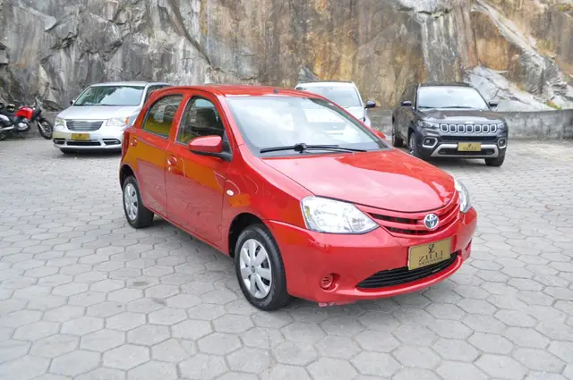 Carro Toyota Etios 2015 X 1.3 (Flex)
