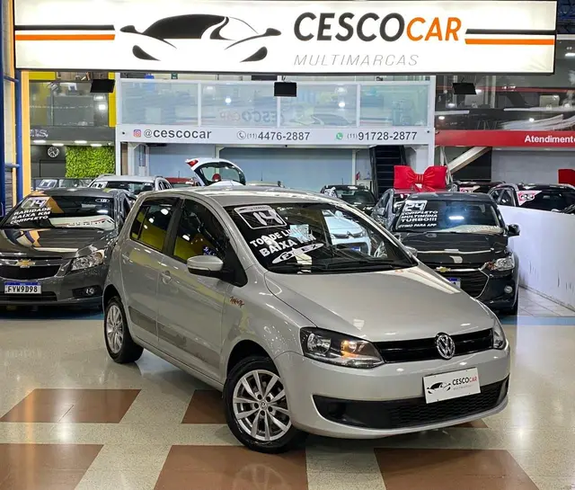 Carro Volkswagen Fox 2014 1.6 VHT Rock in Rio (Flex)