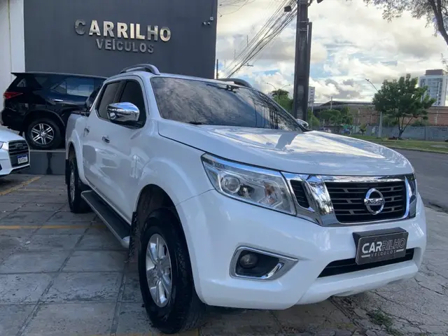 Carro Nissan Frontier 2018 2.3 TD CD SE 4x4 (Aut)