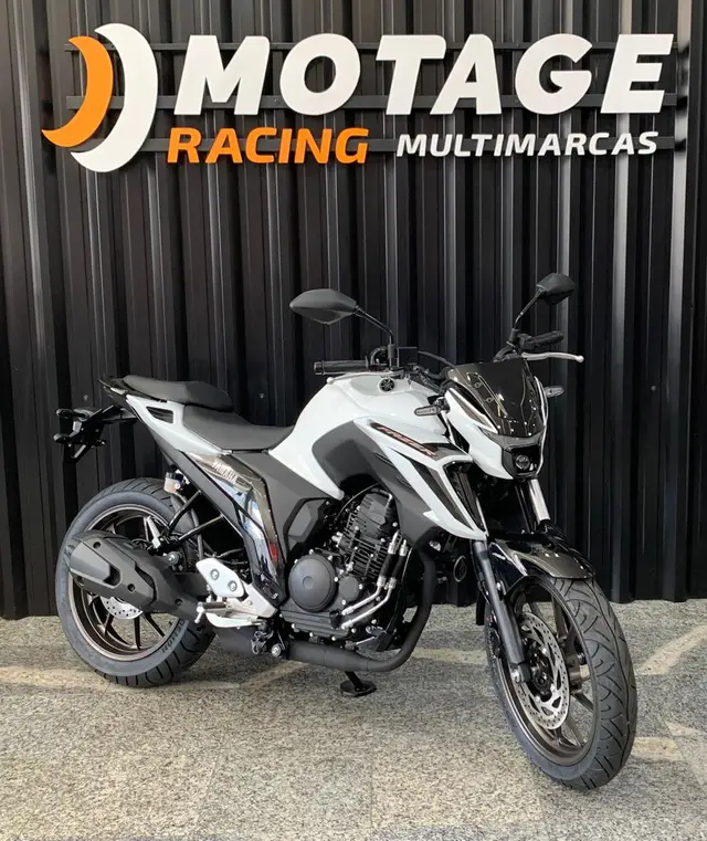 Moto Yamaha Fazer FZ25 2026 Connected