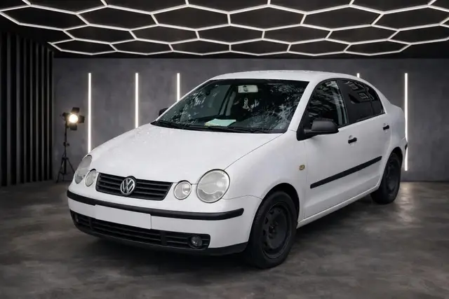 Carro Volkswagen Polo Sedan 2006 1.6 8V (Flex)