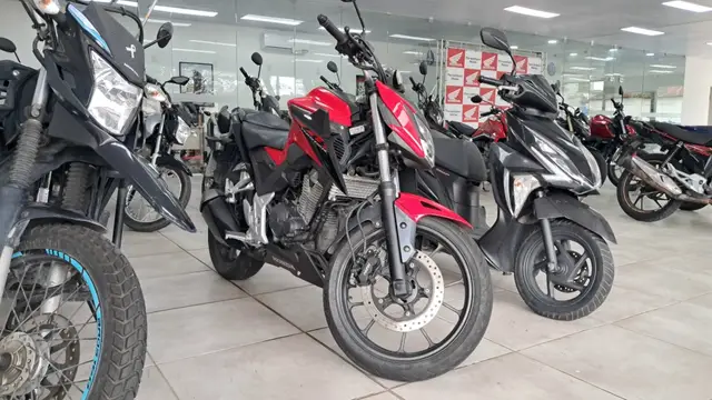 Moto Honda CB 300F Twister 2024 (CBS)