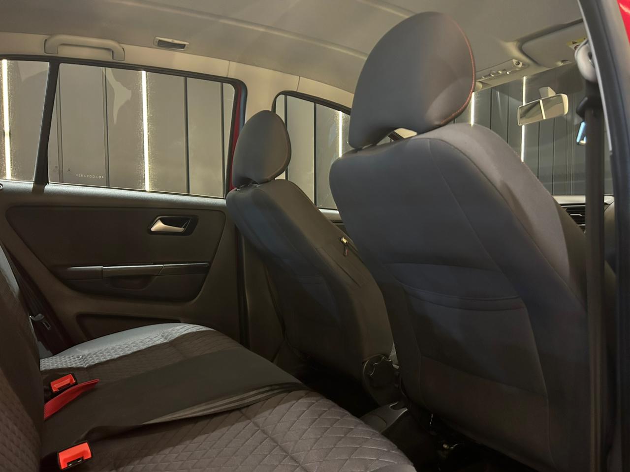 vw - volkswagen crossfox 1.6 16v msi i-motion (flex)