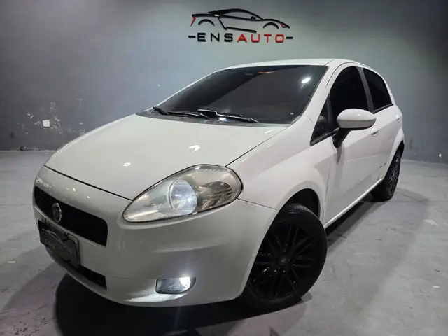 Carro Fiat Punto 2012 Essence 1.8 16V (Flex)