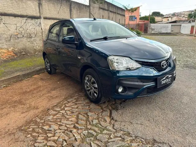 Carro Toyota Etios 2018 X 1.3 (Flex)