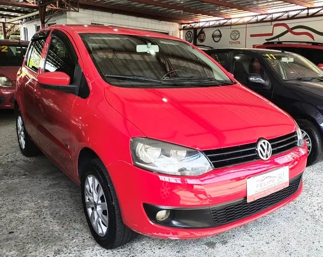 Carro Volkswagen Fox 2011 1.0 8V (Flex) 2p
