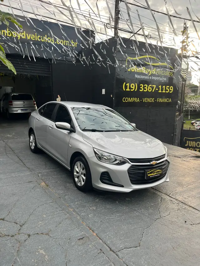 Carro Chevrolet Onix Plus 2023 LT 1.0 Turbo (Aut.)