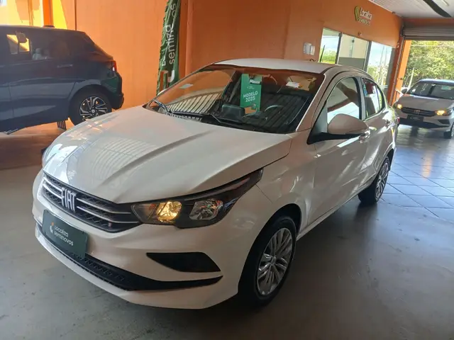 Carro Fiat Cronos 2025 Drive 1.0