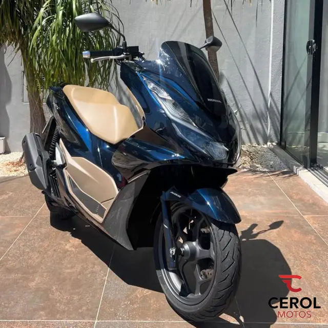 Moto Honda PCX 160 2025 DLX ABS