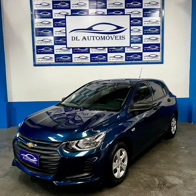 Carro Chevrolet Onix 2023 LT 1.0