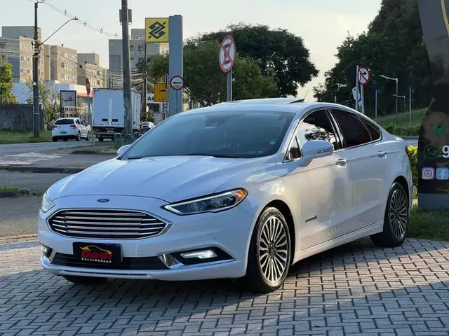 Carro Ford Fusion 2018 2.0 16V Hybrid Titanium (Aut)