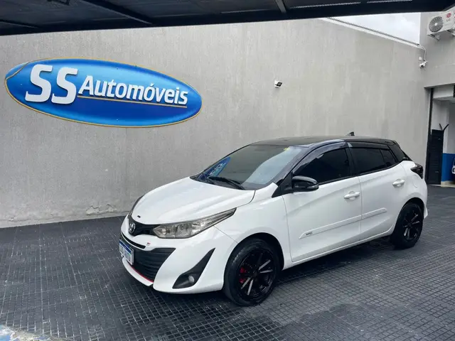 Carro Toyota Yaris 2022 1.3 XL Live CVT (Flex)