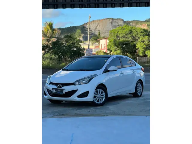 Carro Hyundai HB20S 2015 1.0 Comfort Plus (Flex)