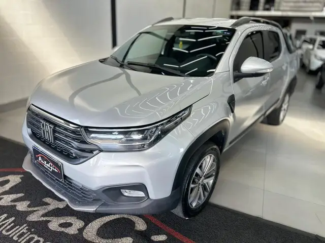 Carro Fiat Strada 2023 Volcano 1.3 CD (Flex)
