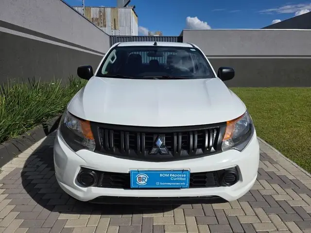 Carro Mitsubishi L200 2022 Triton GL 2.4