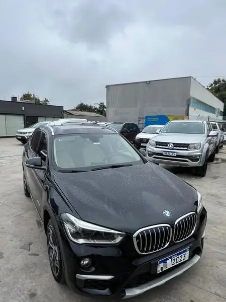 Carro BMW X1 2016 2.0 sDrive20i GP