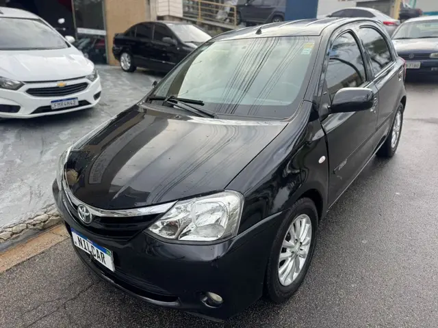 Carro Toyota Etios 2013 XLS 1.5 (Flex)