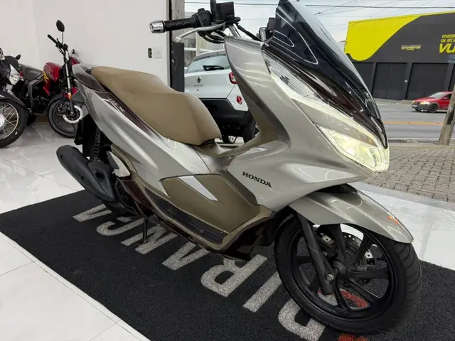 Moto Honda PCX 150 2022 DLX