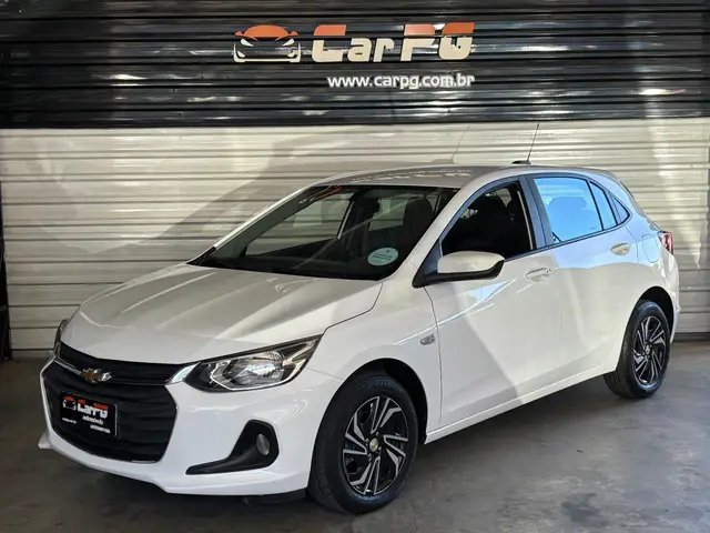 Carro Chevrolet Onix Plus 2024 LT 1.0
