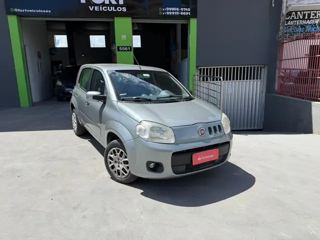 Carro Fiat Uno 2014 Vivace College 1.0 8V (Flex) 4p